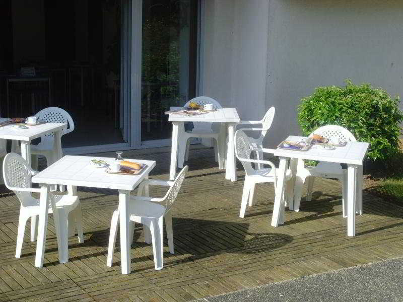 Comfort Aparthotel Le Mans Restaurant bilde